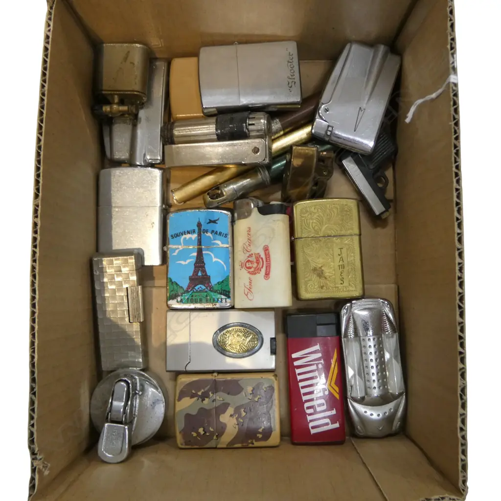 ASST. LIGHTERS Image 1++