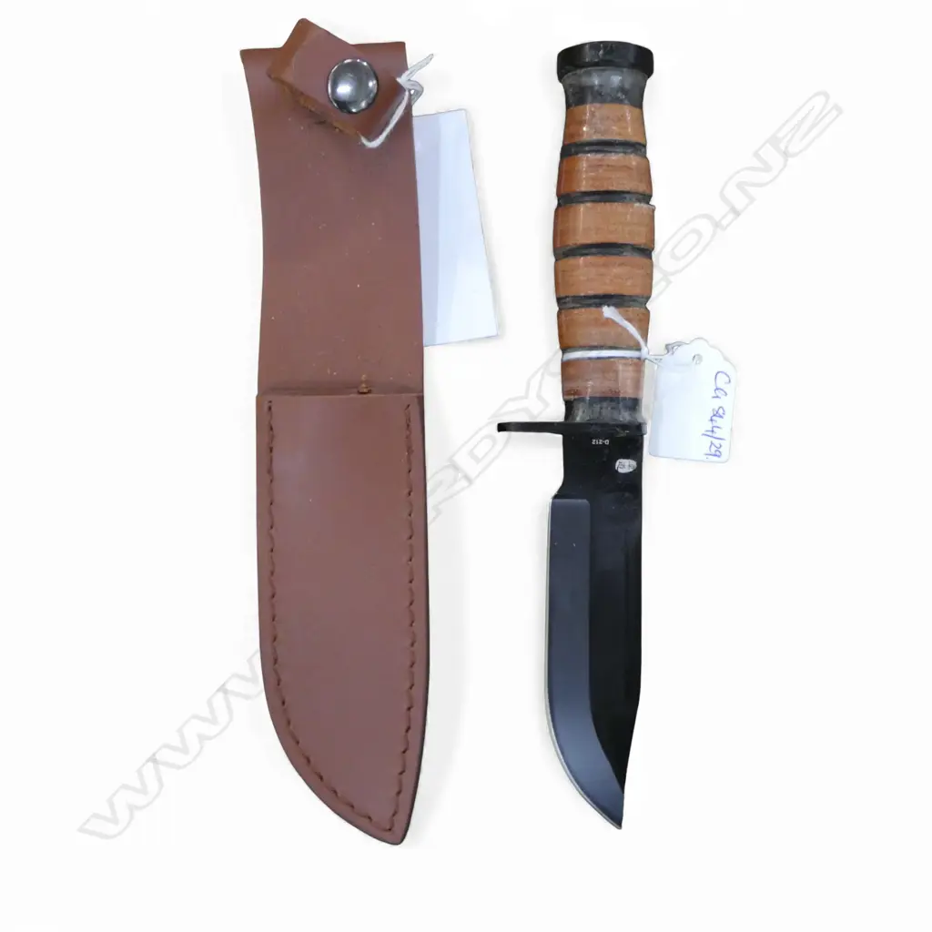 KNIFE w. LEATHER GRIP & SHEATH L.250mm Image 1++