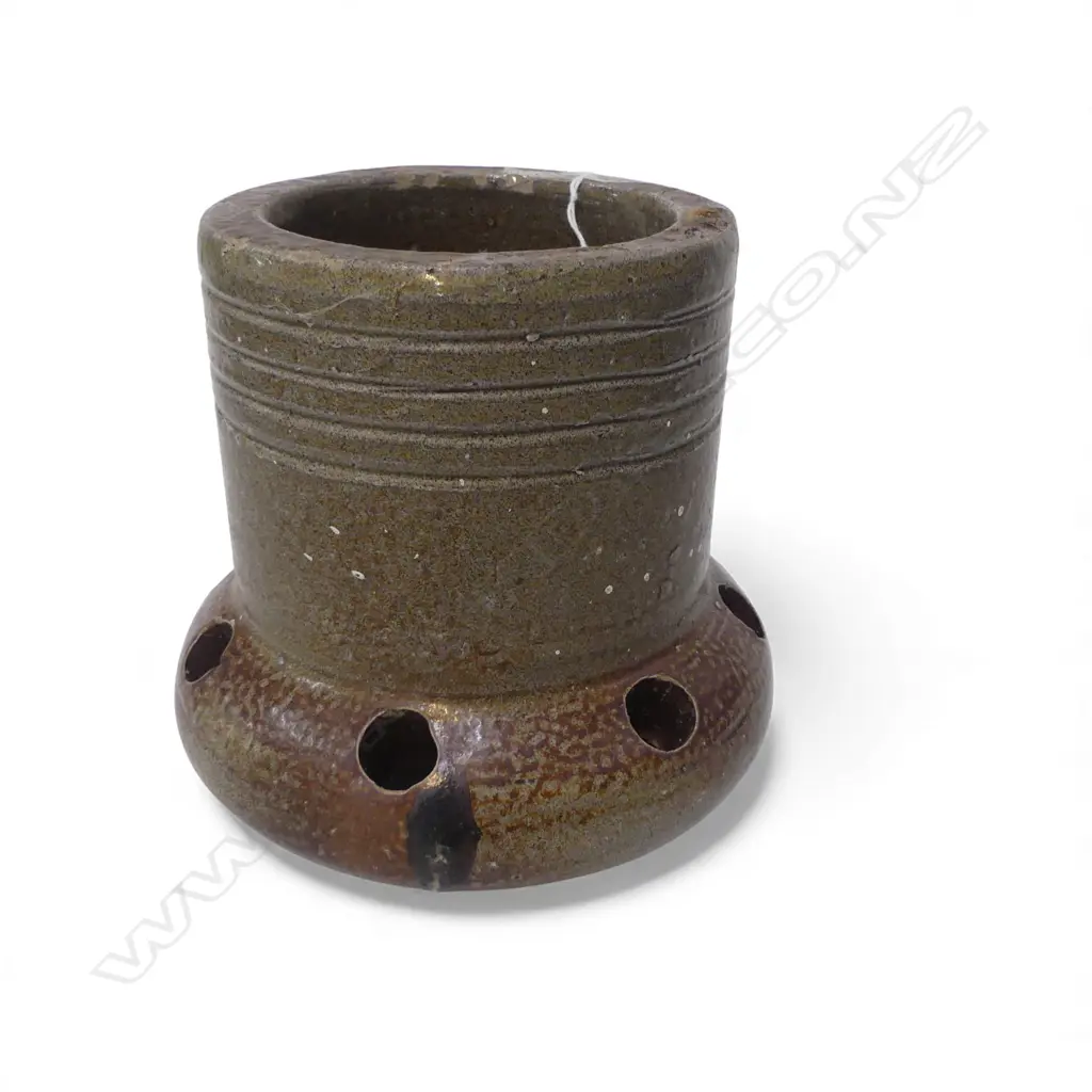 SALT GLAZED 'MUSHROOM' PIPE END H.160mm Image 1++