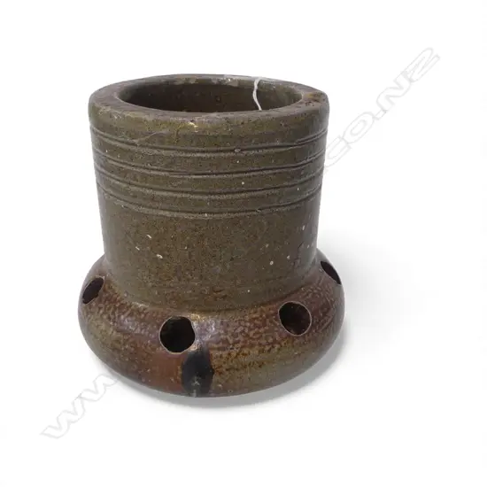 SALT GLAZED 'MUSHROOM' PIPE END H.160mm