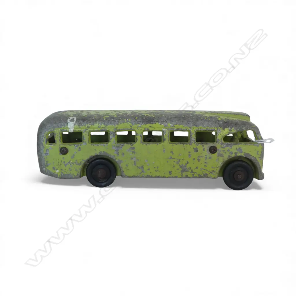 FUN HO! VINTAGE BUS lime green with black wheels. Paint showing some wear. L.260mm Image 1++