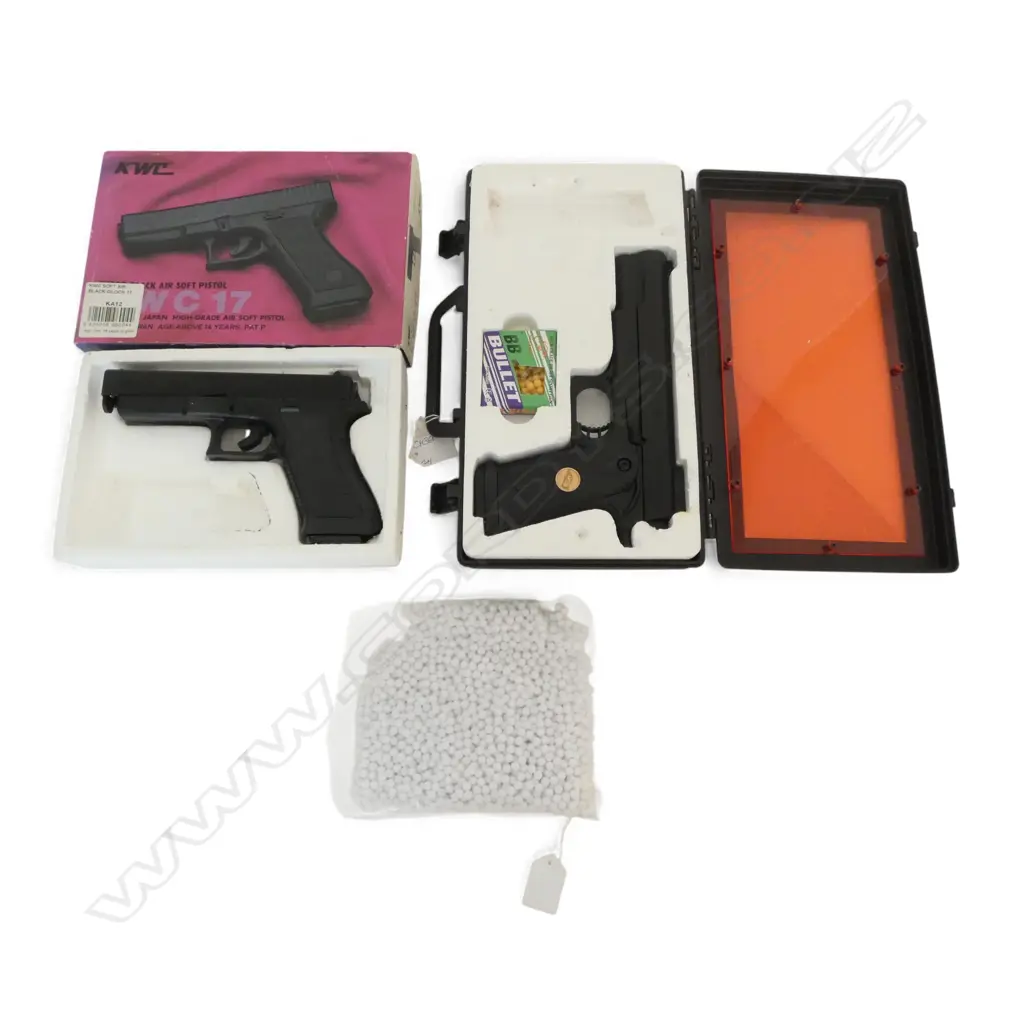 2 BOXED AIR SOFT PISTOLS; BLACK GLOCK 17 & P169 + PELLETS Image 1++