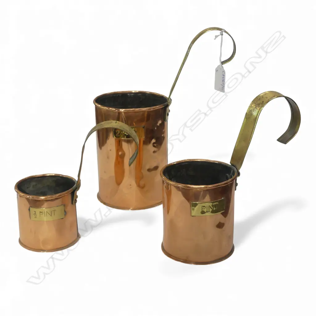 3 COPPER MEASURES; 1/2, 1, 2 PINTS H.240mm Image 1++