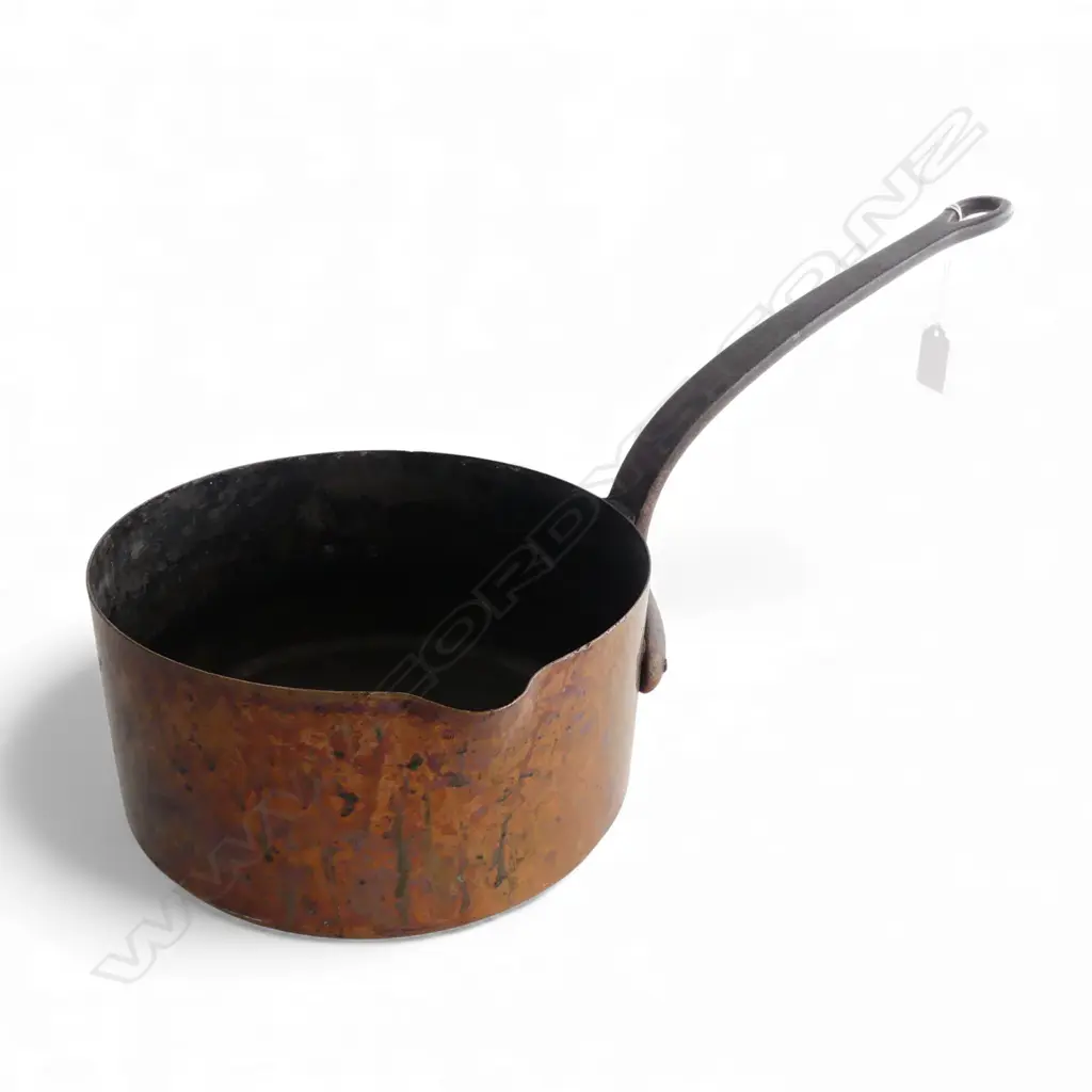 LG OLD COPPER SAUCEPAN Image 1++