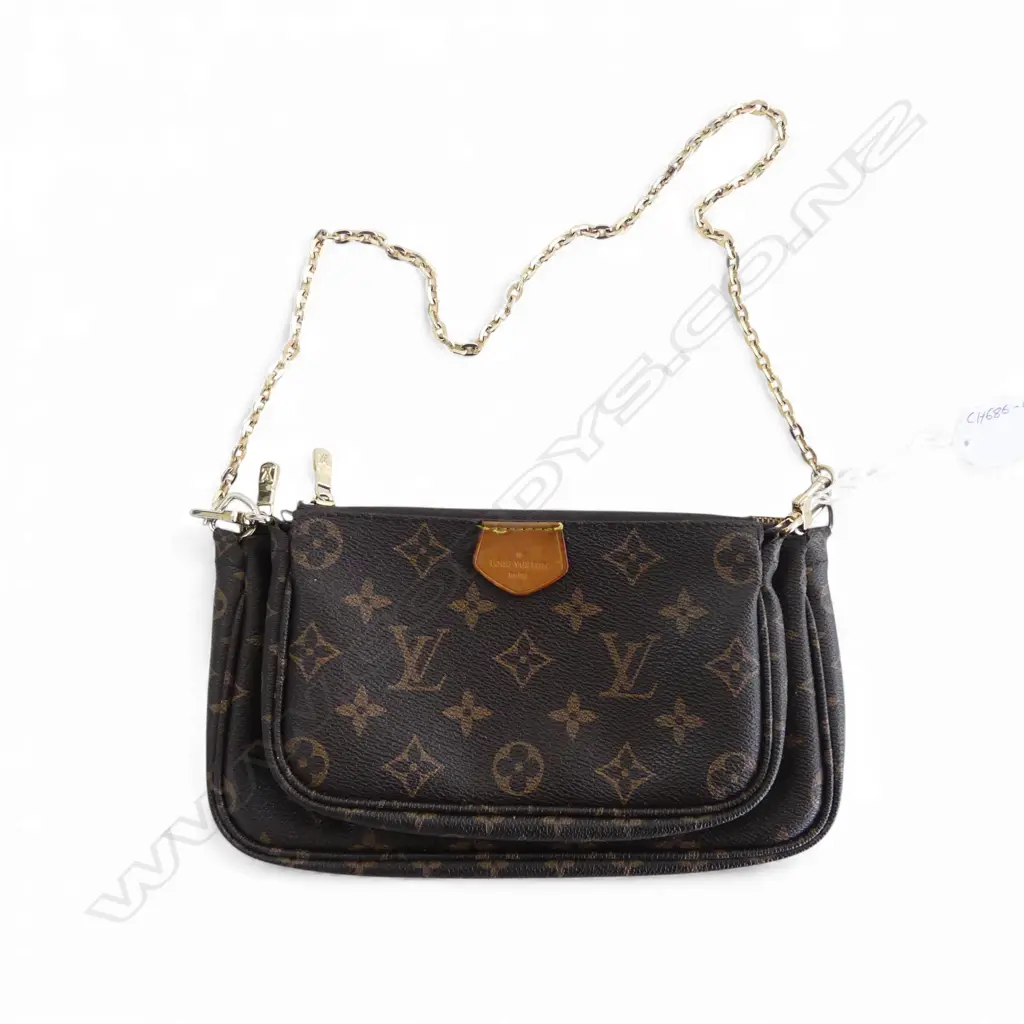 VINTAGE LOUIS VUITTON MULTI POCHETTE BAG worn condition Image 1++
