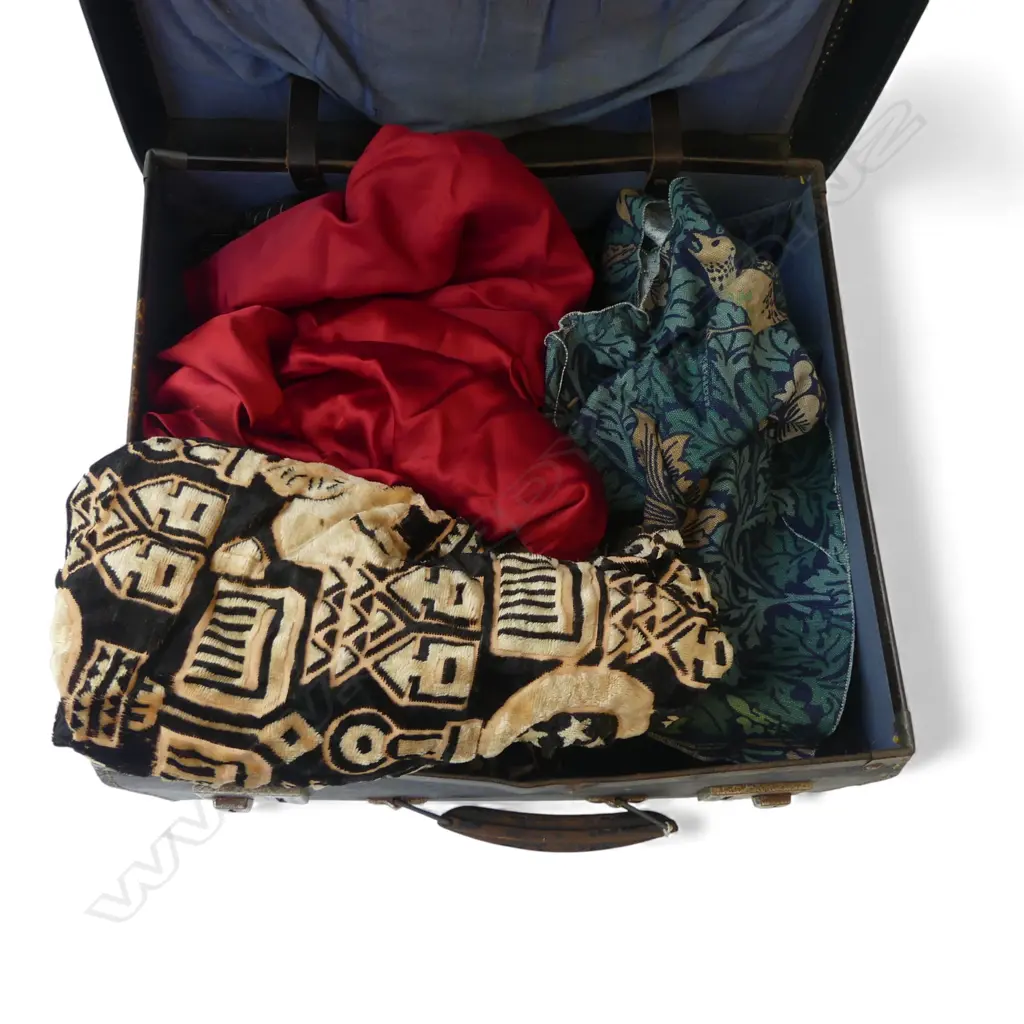 SUITCASE W.400mm w. VINTAGE FABRIC PIECES Image 1++