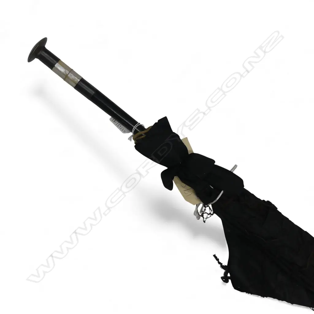 VICTORIAN BLACK FABRIC MOP HANDLED PARASOL L960MM Image 1++