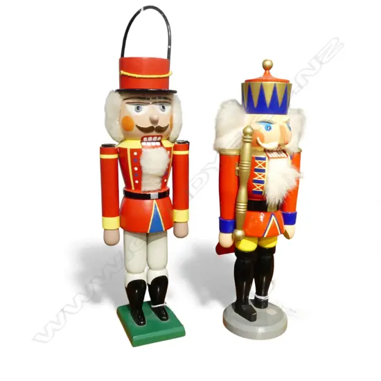 2 VINTAGE GDR NUTCRACKERS H.340mm one foot missing