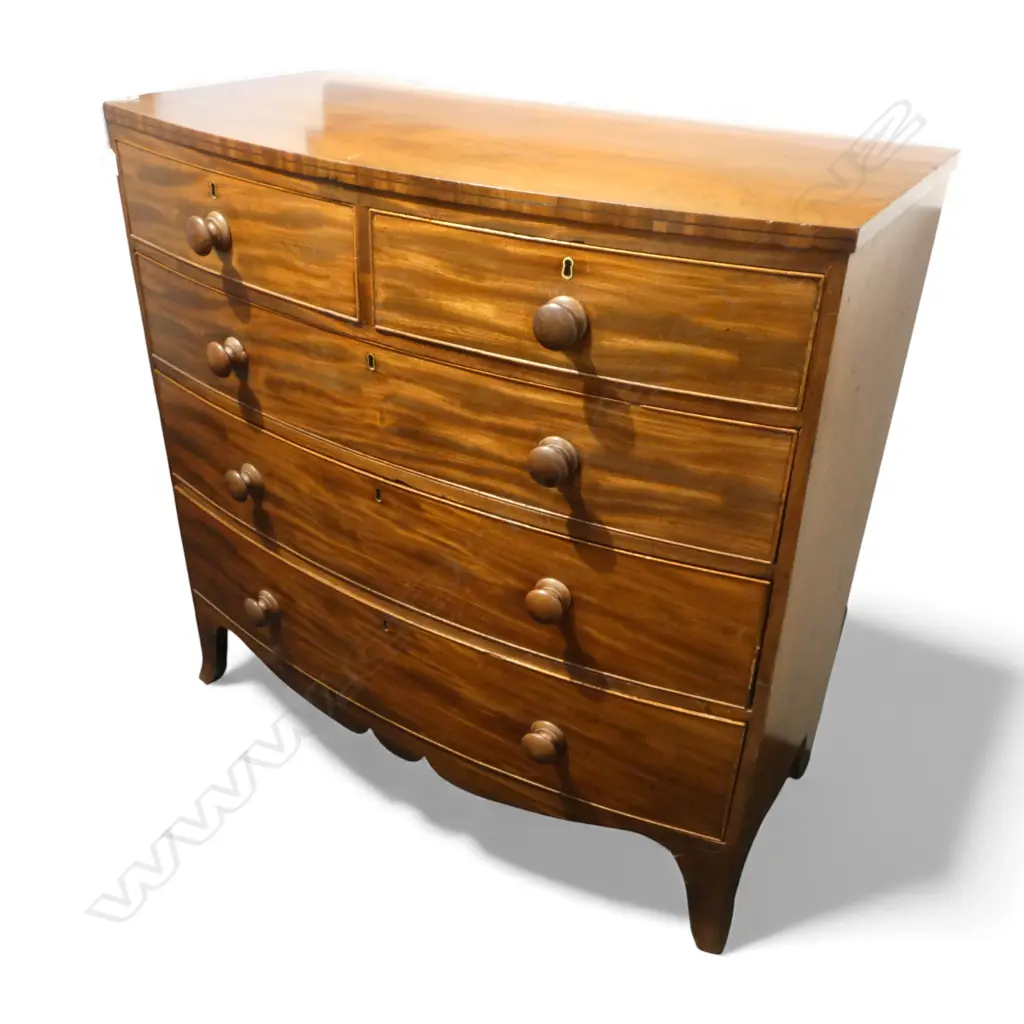 ANTIQUE MAHOGANY BOW FRONT CHEST OF DRAWERS 1045x510x1030mm Image 1++