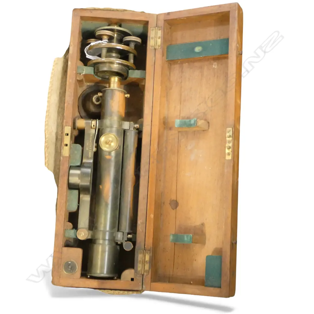 TROUGHTON & SIMMS SURVEYORS LEVEL (BOXED) + TRIPOD L.1450mm Image 1++