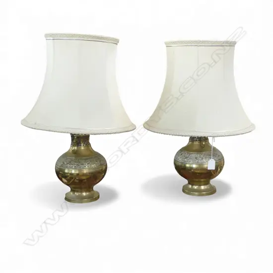 PR TABLE LAMPS; ORIENTAL BRASS BASES H.590mm