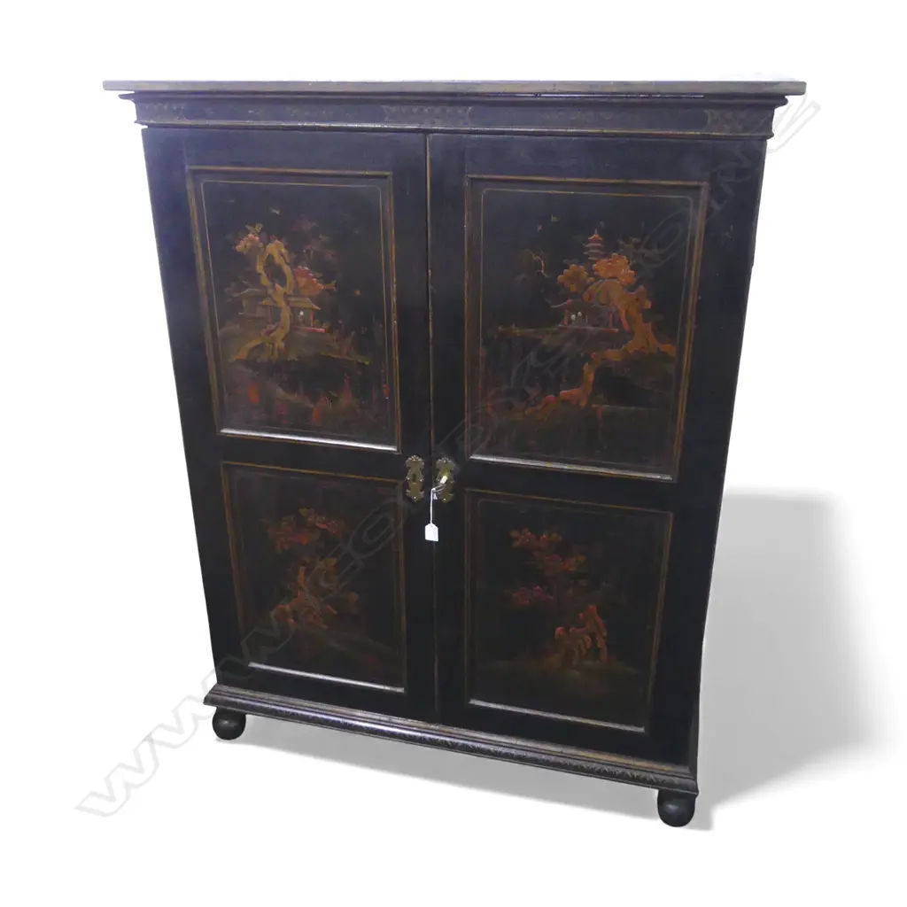 BLACK LACQUER CHINESE CUPBOARD with key 1165x560x1470mm Image 1++
