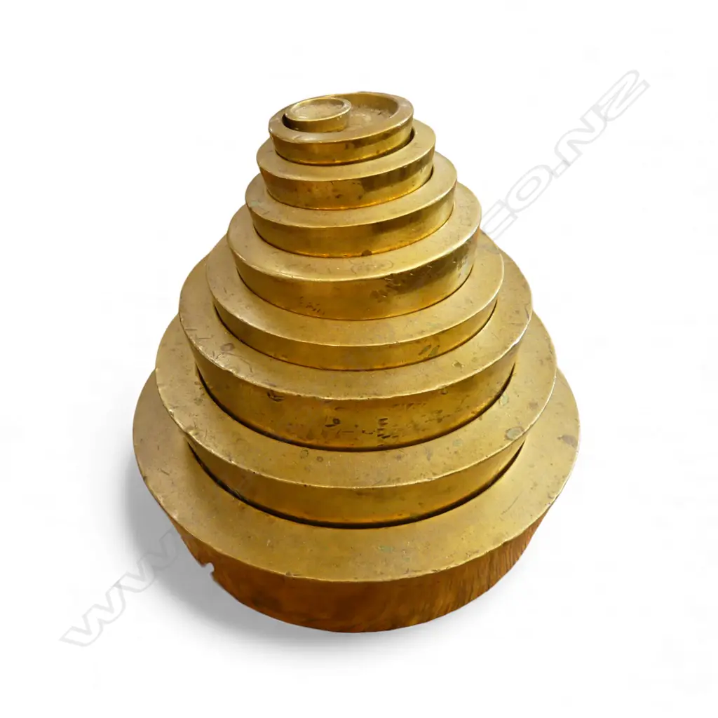 SET OF 9 VICTORIAN BRASS flat circular nesting WEIGHTS from 500 Sovereigns to 1 Sovereign Image 1++