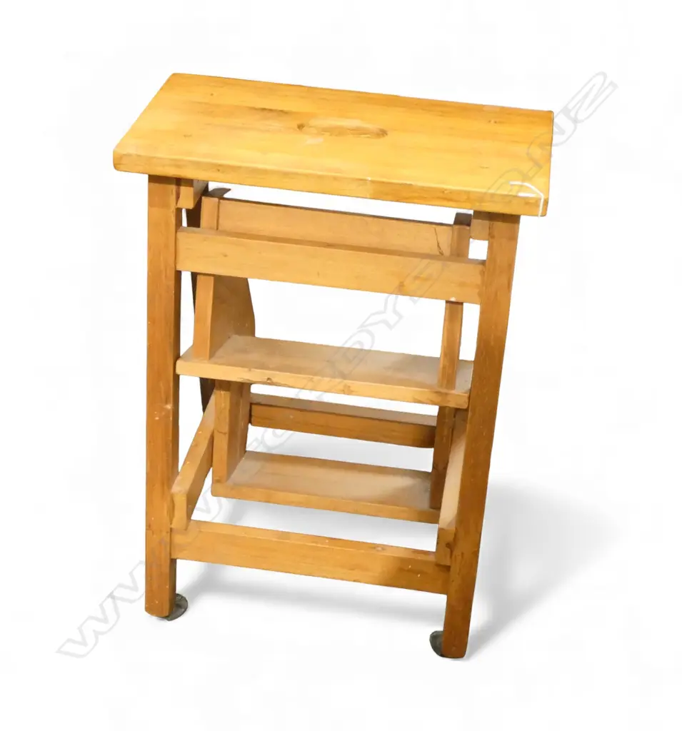WOODEN STOOL / STEP LADDER 450x235x600mm Image 1++