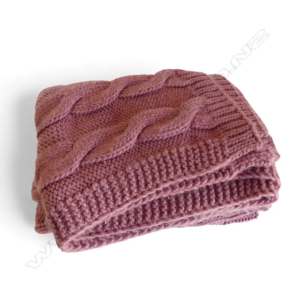 PINK WOOL THROW  Image 1++