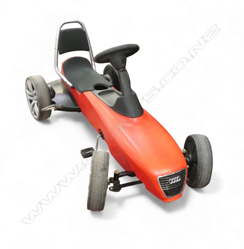 AUDI PEDDLE CAR L.1150mm Image 1++