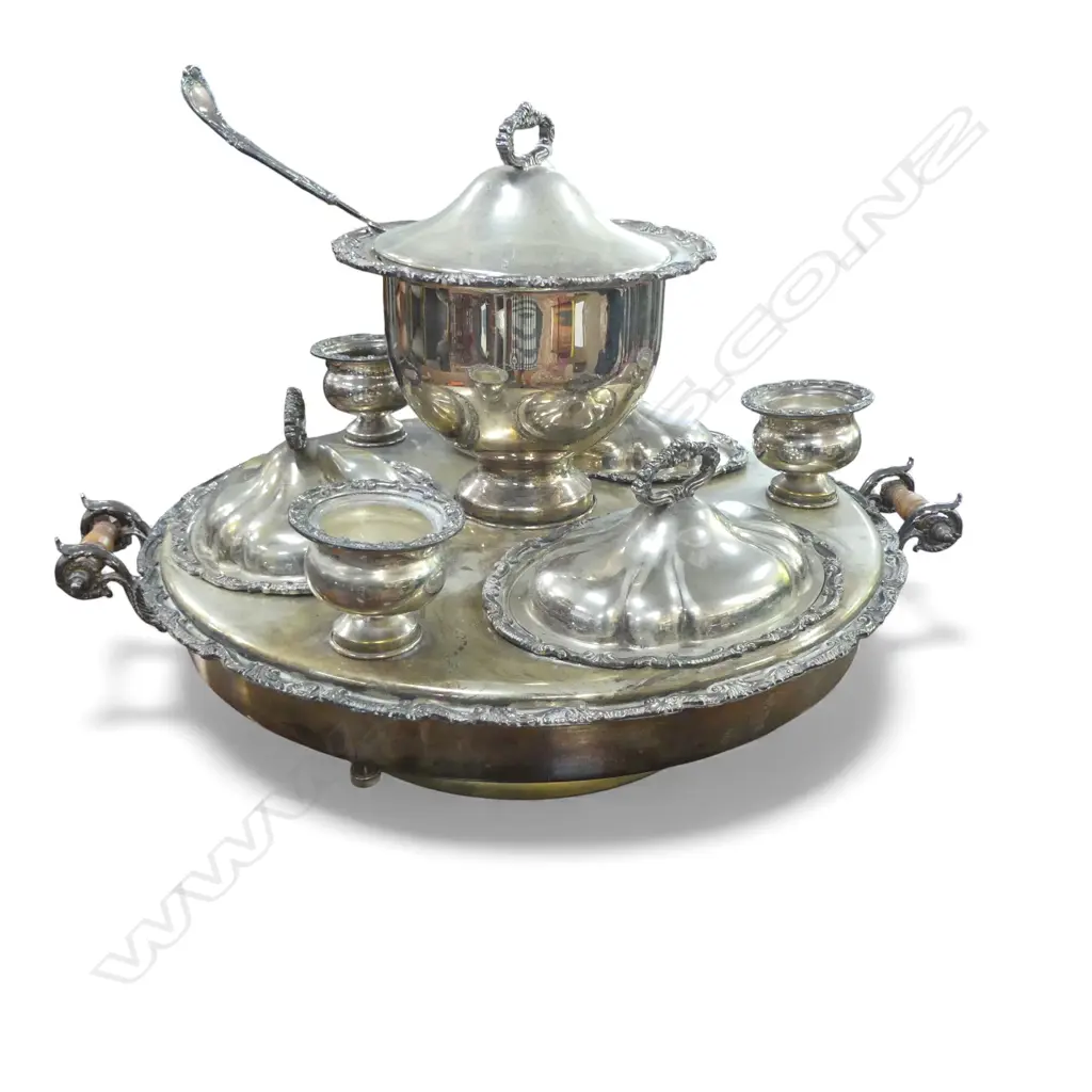 20thC LARGE SILVER PLATE COMPLEX TABLE CENTER PIECE / BAIN MARIE 580mm dia Image 1++