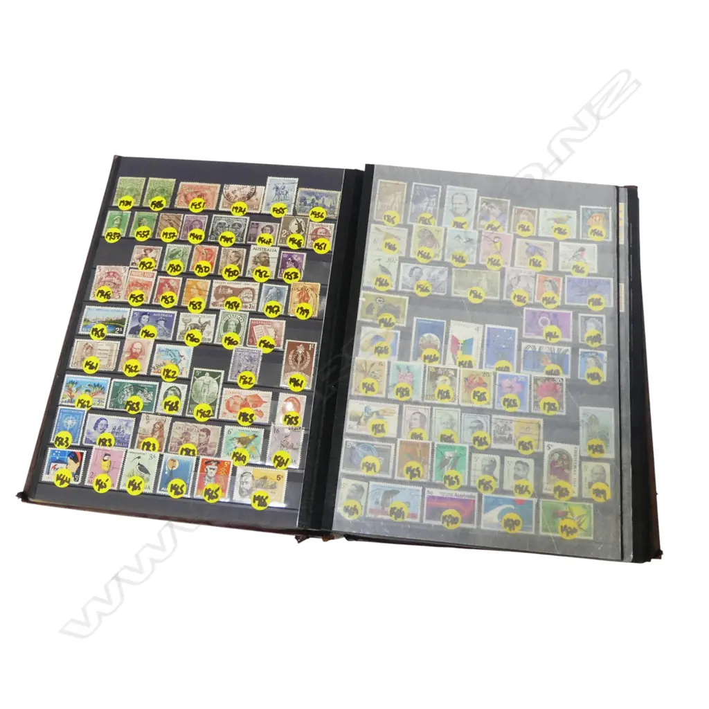 WORLD STAMP ALBUM Image 1++