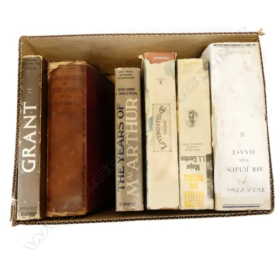 BOX MILITARY THEMED BOOKS; MACARTHUR, GRANT, LIVINSTONE, SIR JULIUS von HAAST, BRIT. BATTLES & MEDALS, CAMPAIGNS/POTOMAC