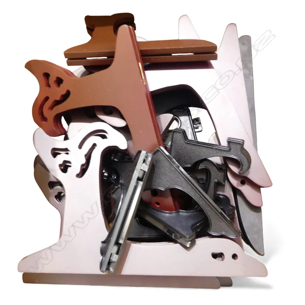 ASST. PLATE STANDS Image 1++