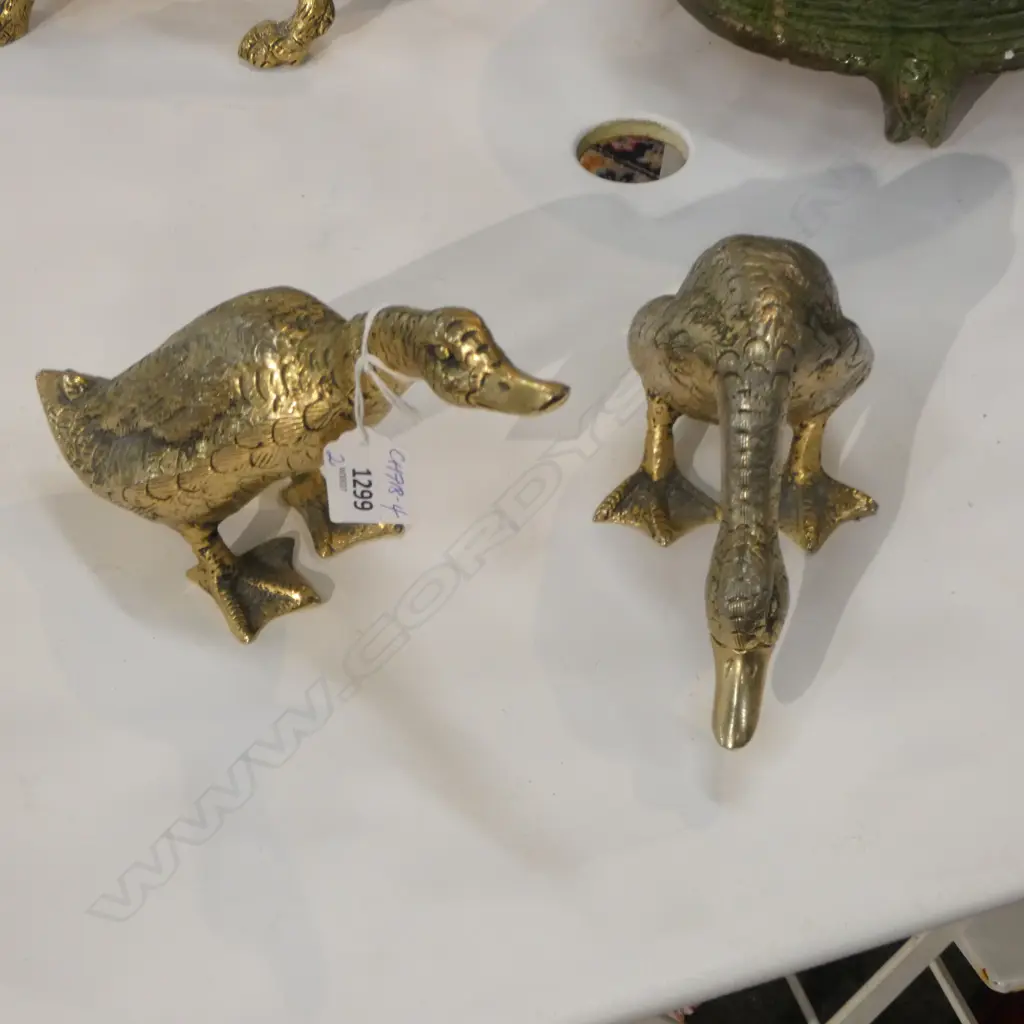 PAIR HEAVY CAST BRASS DUCKS marked 'Gucci Italy' L.210mm ea approx. Image 1++