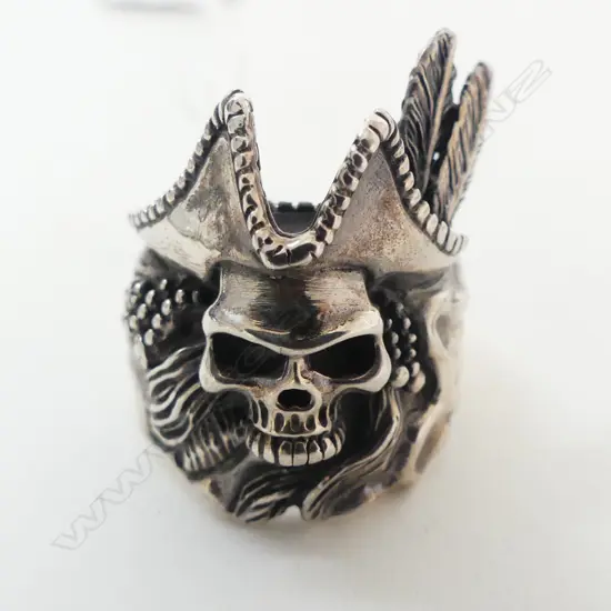 STG SILVER SKULL PIRATE RING SIZE T