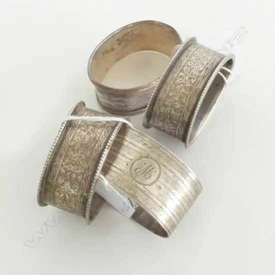 4 S/S NAPKIN RINGS 67G 