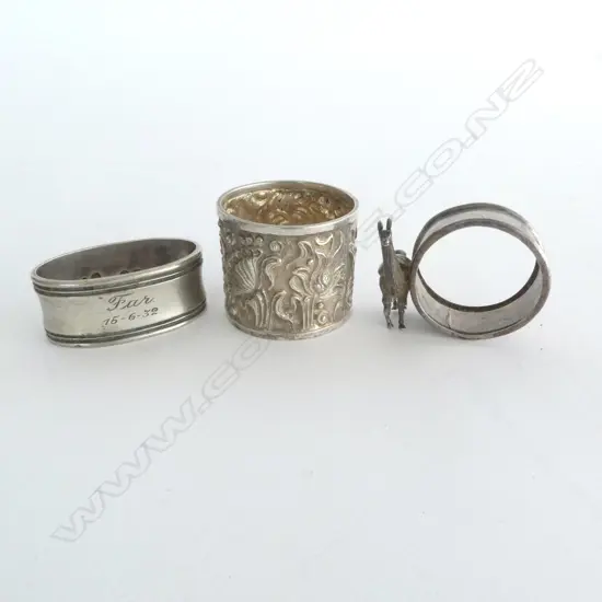 3 SILVER NAPKIN RINGS 112G