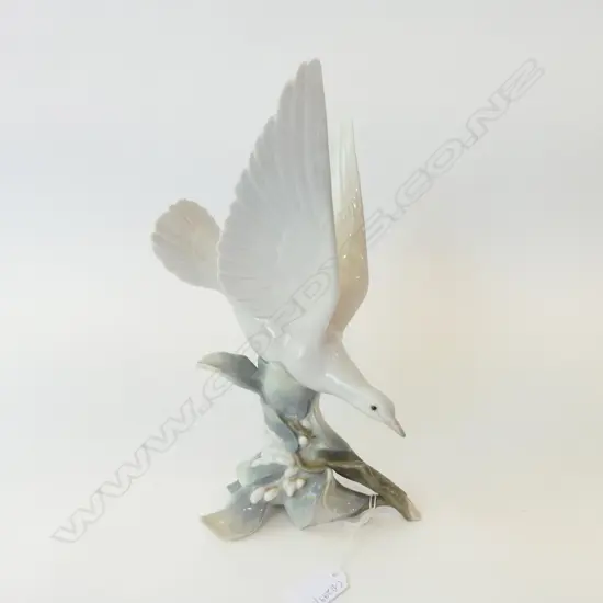 LLADRO DOVE H.295mm