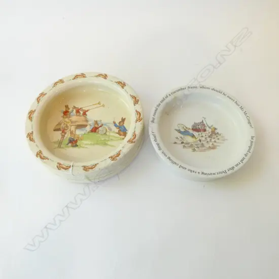 ROYAL DOULTON 'BUNNYKINS' BY BARBARA VERNON BABY BOWL Dia.185mm , WEDGWOOD 'PETER A. RABBIT' BABY BOWL