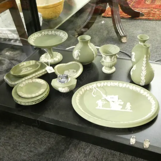 15 ASST. PCES. GREEN WEDGWOOD JASPERWARE 