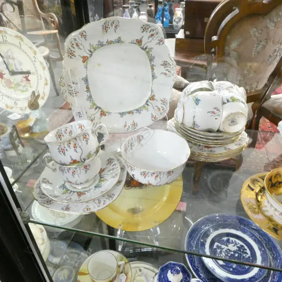 6 ROYAL ALBERT 'CHEERYRIPE' TRIOS + 2