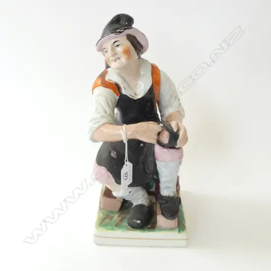 CERAMIC COBBLER FIGURE H.300mm
