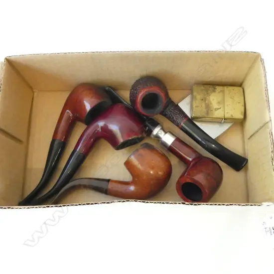 5 SMOKING PIPES + 2 LIGHTERS
