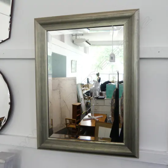 BEVEL EDGED MIRROR 620x465mm
