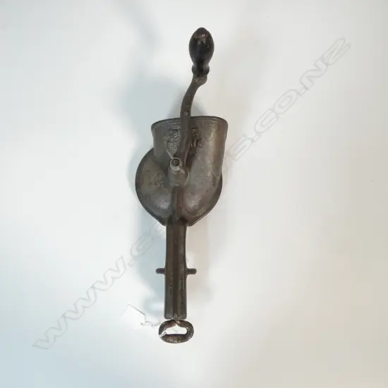 TABLE CLAMP CAST IRON VINTAGE B.M.E. REGINA SHREDDER H.300mm