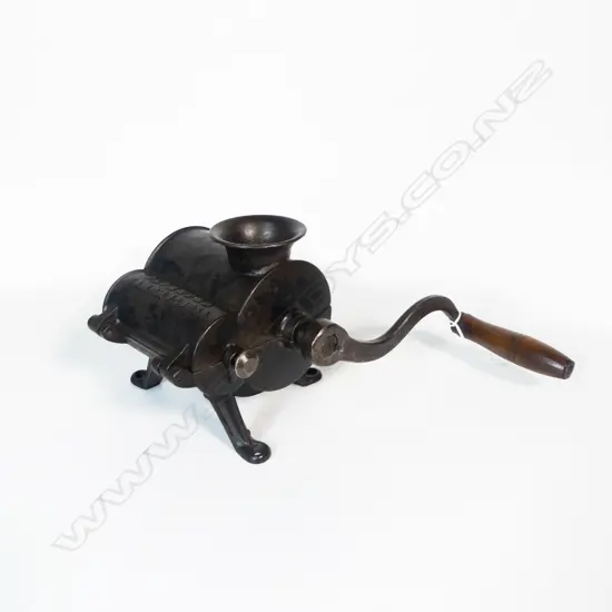 (3333) ANTIQUE 1859 CAST IRON MEAT CUTTER L.430mm