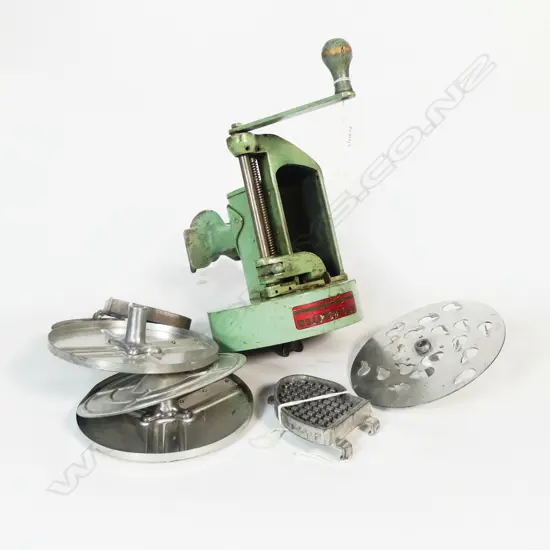 3322 VINTAGE KITCHEN MASTER SLICER SHREDDER L310MM
