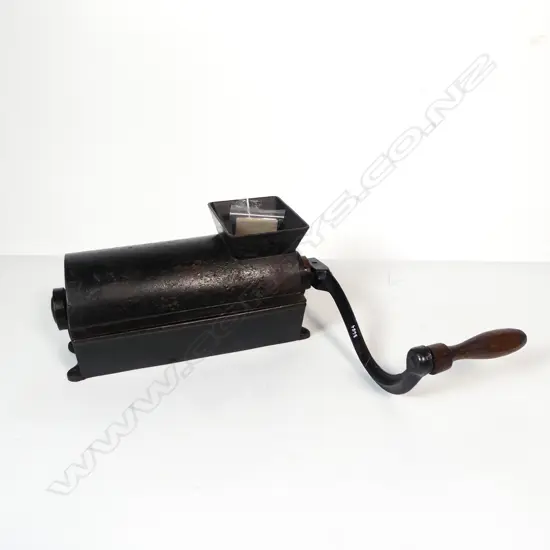 3684 ANTIQUE CAST IRON & WOOD MEAT CUTTER L370MM