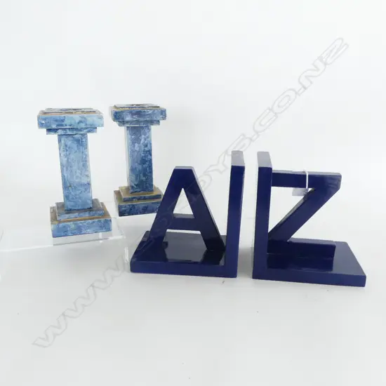 HEAVY BLUE RESIN 'A' & 'Z' BOOKENDS H.170mm + PR CANDLESTICKS H.190mm