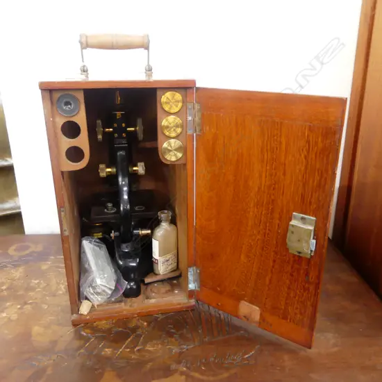 c.1900 BOXED WATSON & CO LONDON QUALITY MICROSCOPE H (BOX) 340mm 