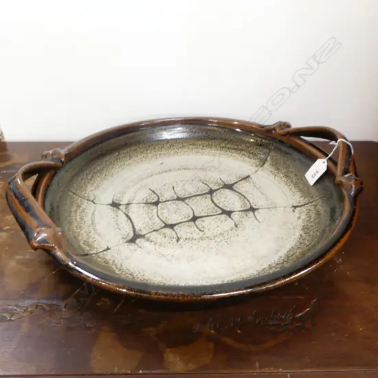 LG NZ STUDIO POTTERY HANDELED PLATTER Dia.370mm