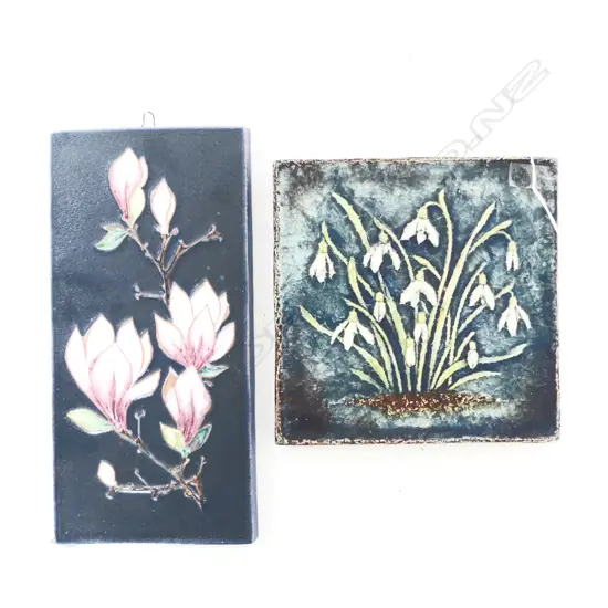 2 VINTAGE POTTERY FLOWER WALL PLAQUES; LARGEST 320x155mm