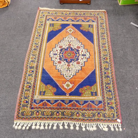 PERSIAN HAND KNOTTED ALL WOOL RUG L1860MM W1240MM