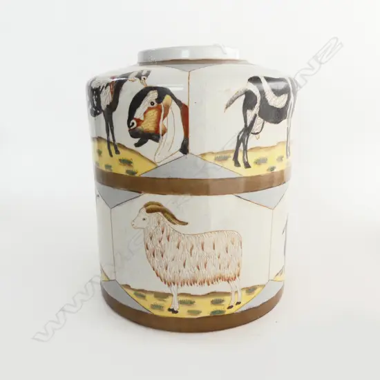 VASE w. GOAT DESIGN H.300mm