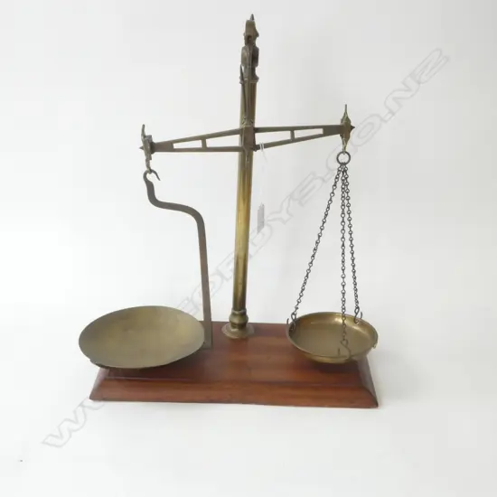 LG YOUNG , SON & MARLOW BRASS SCALES [NO WEIGHTS] H440mm