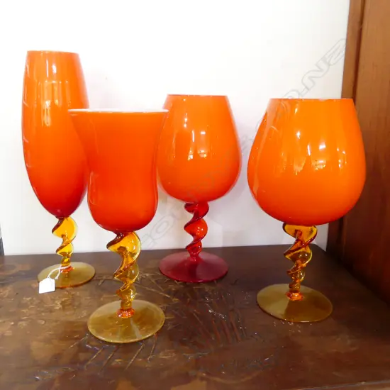 4 PCES ORANGE MURANO GLASS H.380