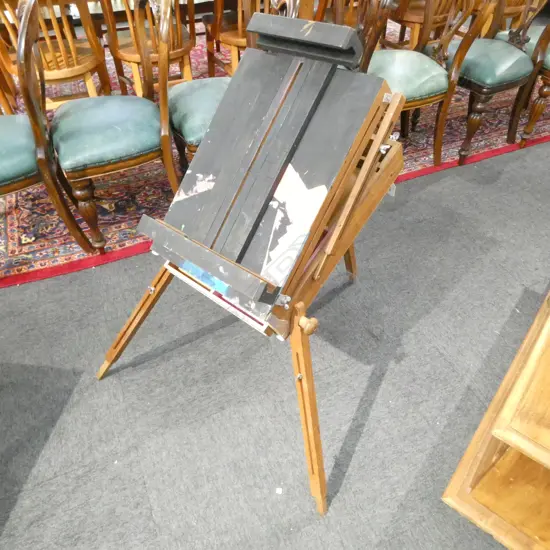 FOLDING WOODEN EASEL
