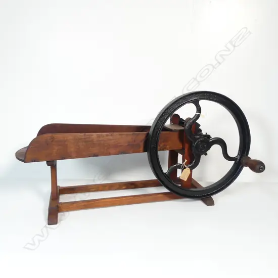 2709 ANTIQUE CAST IRON & WOOD 1866 STRAW CUTTER L840