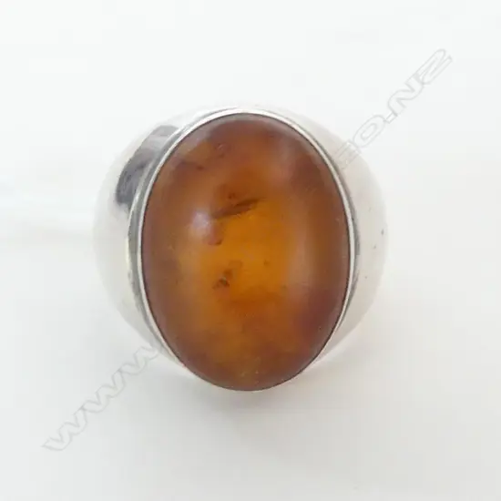 SILVER & AMBER LGE DRESS RING SIZE S